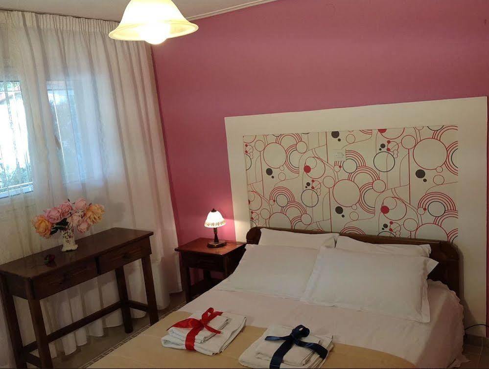 Chrissa Camping Rooms & Bungalows Delphi Luaran gambar